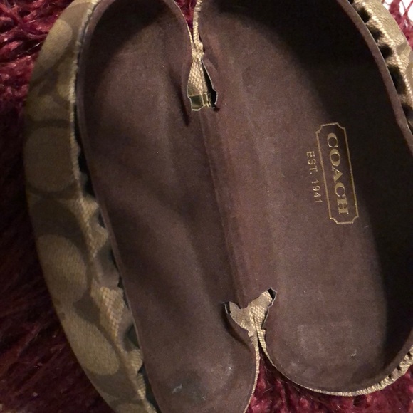 COACH aviators w/sunglass case & wipe - Picture 7 of 8